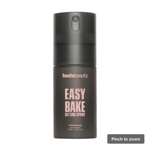 HUDA BEAUTY Easy Bake Setting Spray
